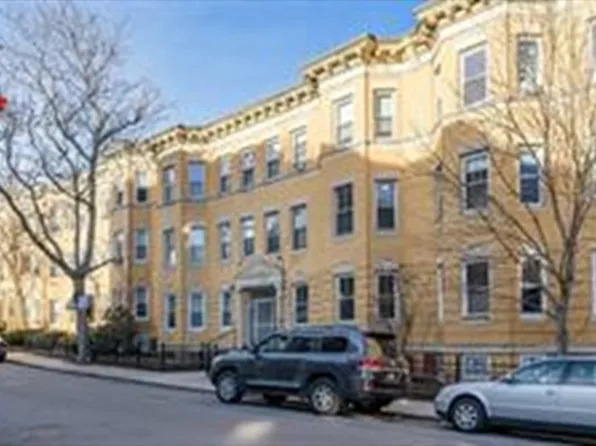 151 Chiswick Rd #3, Brighton, MA 02135