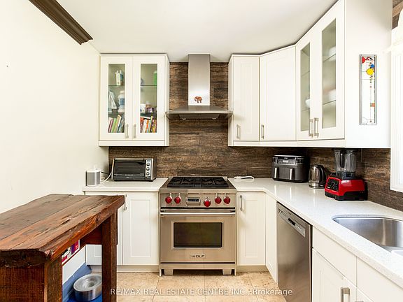 4th image of 2450 Edenhurst Dr