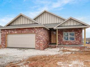 1101 S Strait, Ozark, MO 65721