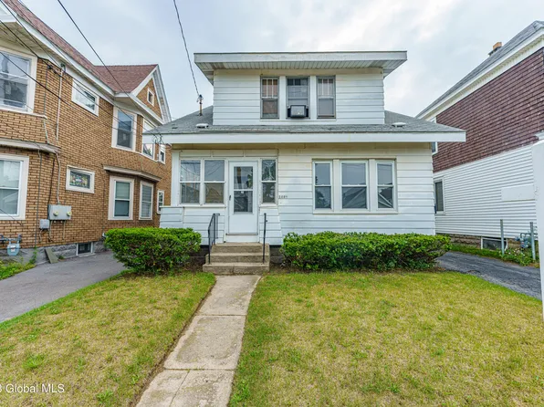 1449 Van Cortland Street, Schenectady, NY 12303