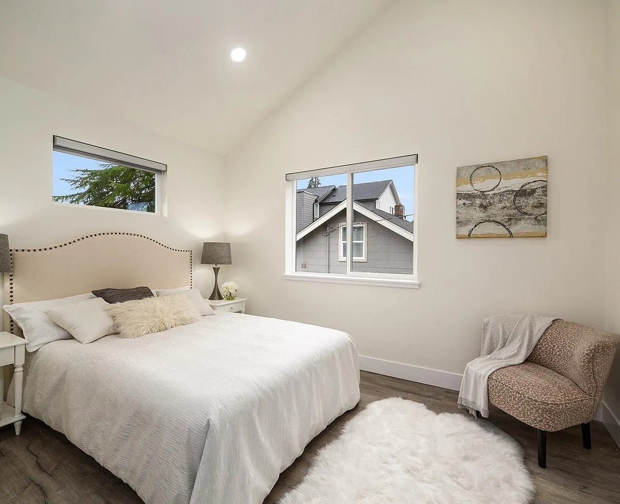 2 bed, 2.5 bath, 1080 sqft, $2,800 — Photo 2