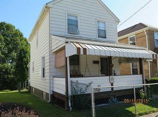 1521 Grant St, Braddock, PA 15104