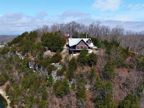 31460 Red Arrow Rd, Rocky Mount, MO 65072