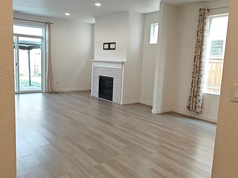 842 S 24th Ave — Photo 5