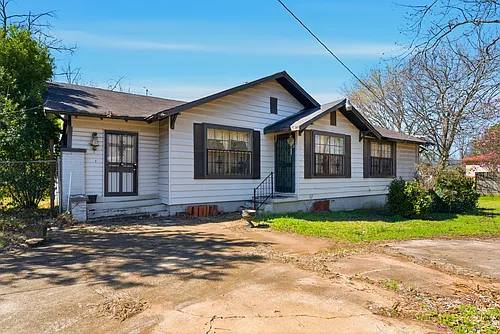 3332 Walnut Ave SW Photo 1