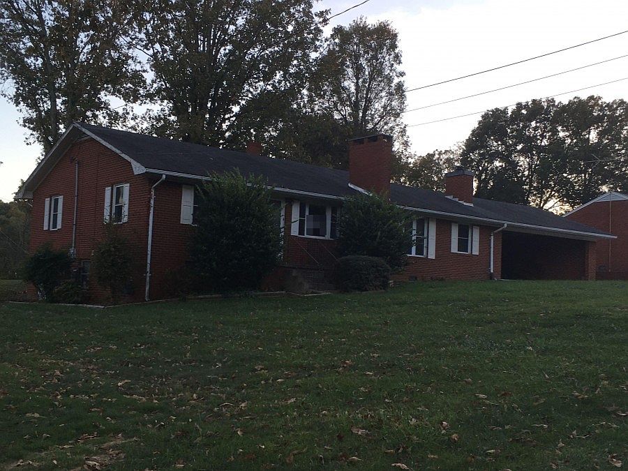 2nd image of 448 Eldorado Rd