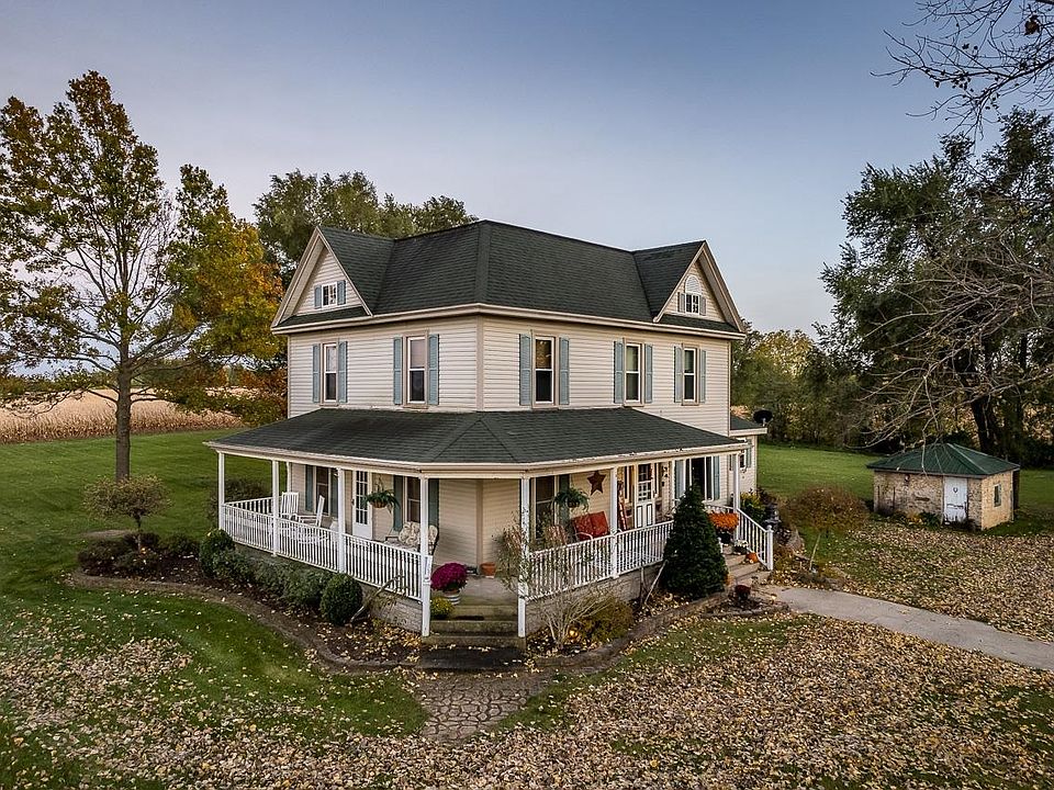 13382 Smith Rd, Winnebago, IL 61088 Zillow