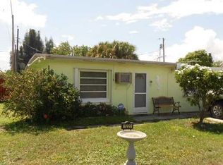 1220 Alto Rd, Lake Worth, FL 33462