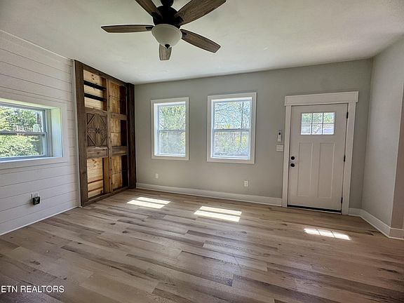 5th image of 128 Crisp Rd