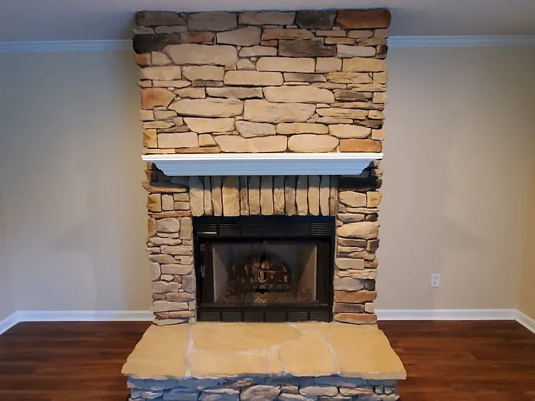 5443 Winters Way — Photo 2