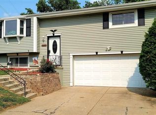 1003 Colorado St, Bellevue, NE 68005