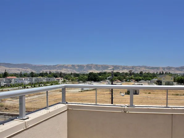 Allium is Gilroy's Newest and Most Luxurious Apartment Community.