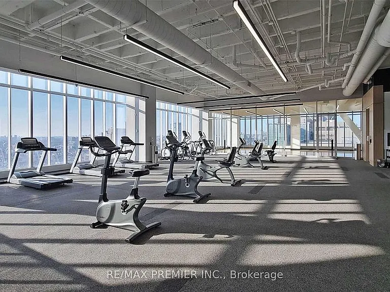 488 University Ave #3201 — Photo 21