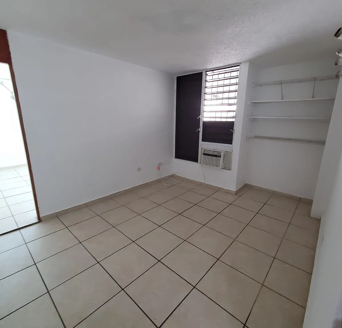 El Jardin (Condominio) — Photo 3