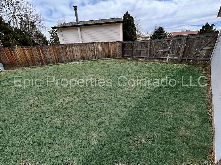 11259 E Alaska Pl — Photo 19
