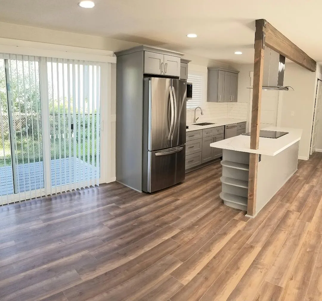 2 bed, 2.5 bath, 1400 sqft, $3,050 — Photo 4