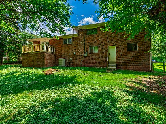 4th image of 4116 Norcross Rd