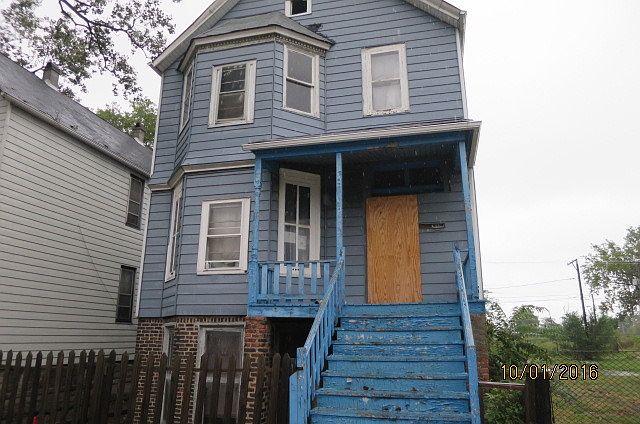 1st image of 9035 S Mackinaw Ave