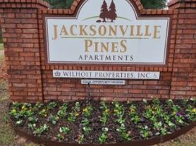 Jacksonville Pines Apartments