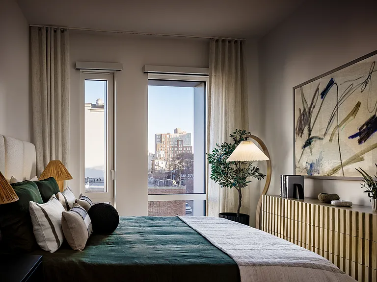240 3rd Ave #5L — Photo 11