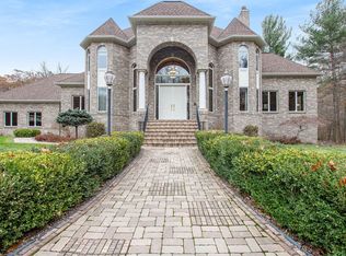 16523 Riley St, Holland, MI 49424