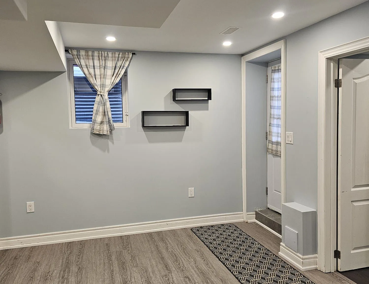 2 bed, $1,800 — Photo 3