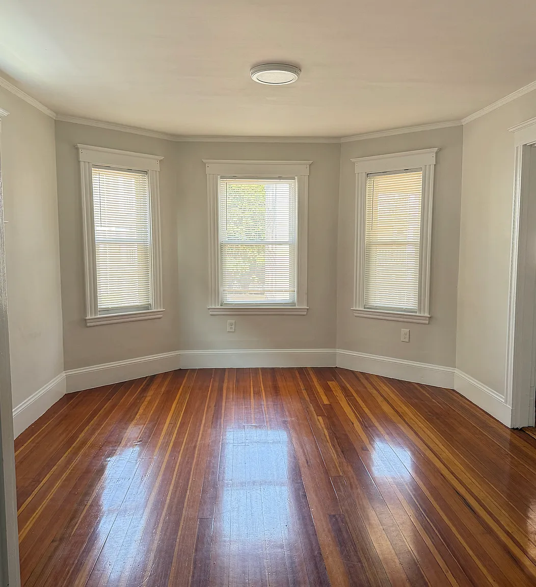 2 bed, 1100 sqft, $2,800 — Photo 1