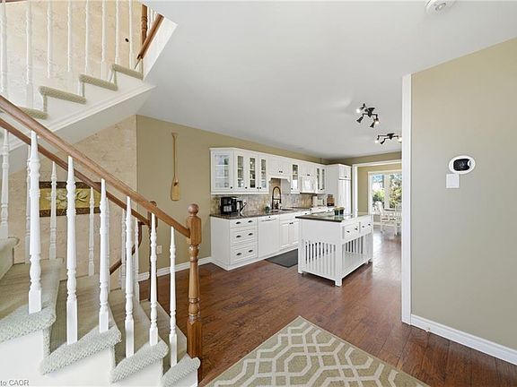 3rd image of 72 Martindale Rd