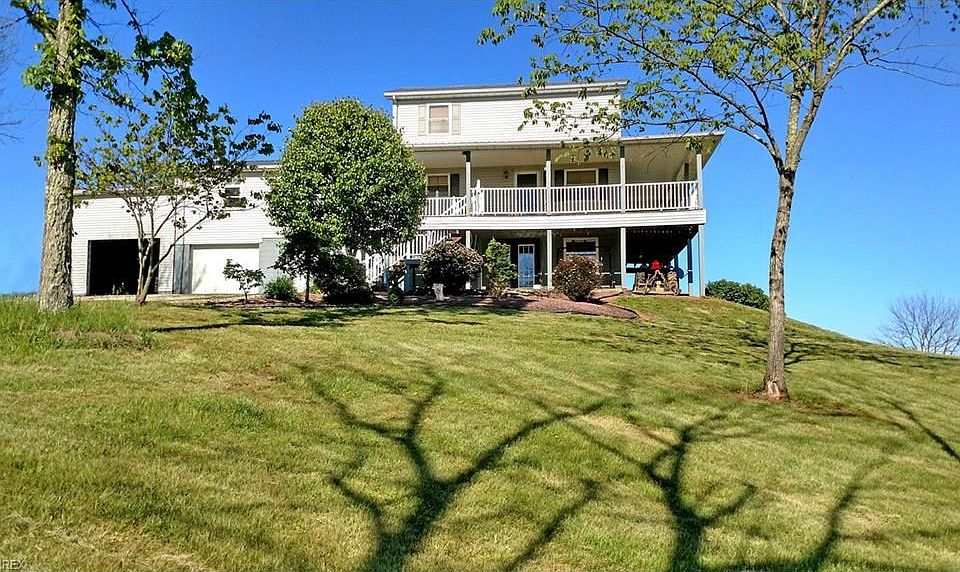 4 bedroom, 2 bath on over 18 acres