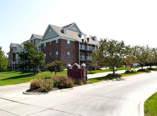 3731 Faulkner Dr APT 114, Lincoln, NE 68516