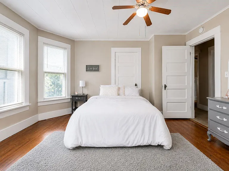 3012 Avenue O 1/2 #UP — Photo 6