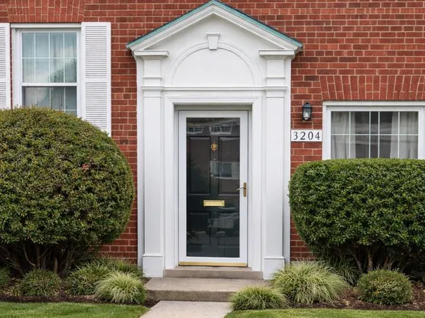 3204 Ravensworth Pl, Alexandria, VA 22302