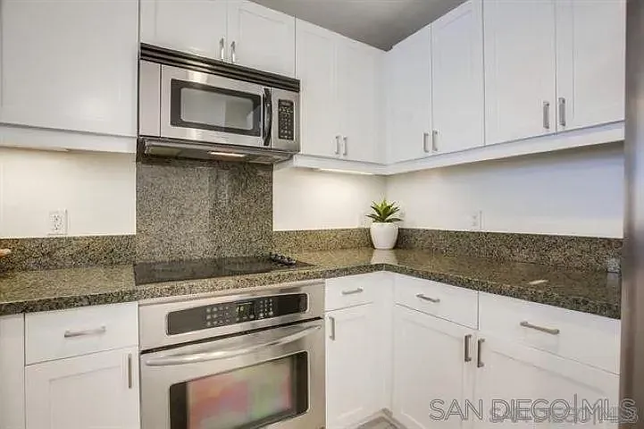 1150 J St #418 — Photo 15