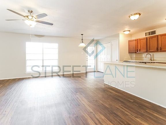 3rd image of 5129 Worley Dr