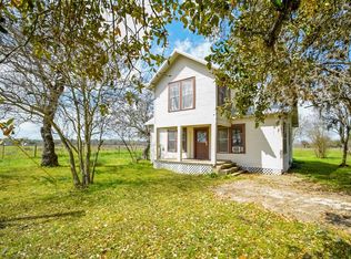 4501 Mullins Prairie Loop, Mullins Prairie, TX 78945