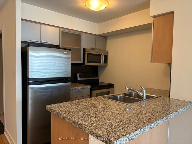 16 Harrison Garden Blvd #1812 — Photo 4