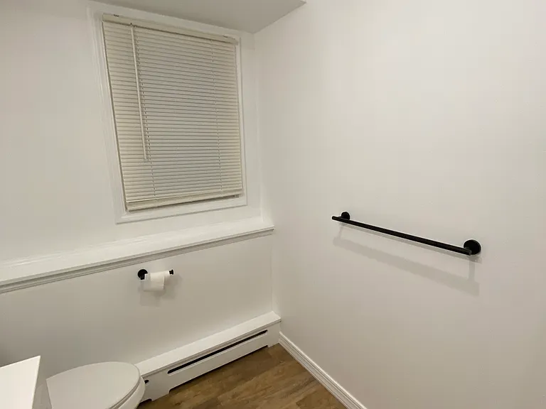 2 Burning Bush Blvd #2B — Photo 31