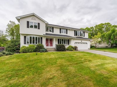 35 Dejordy Ln, Chicopee, MA, 01020