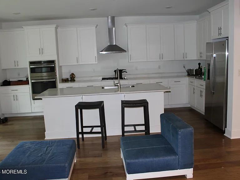 139 Woolley Ct — Photo 5