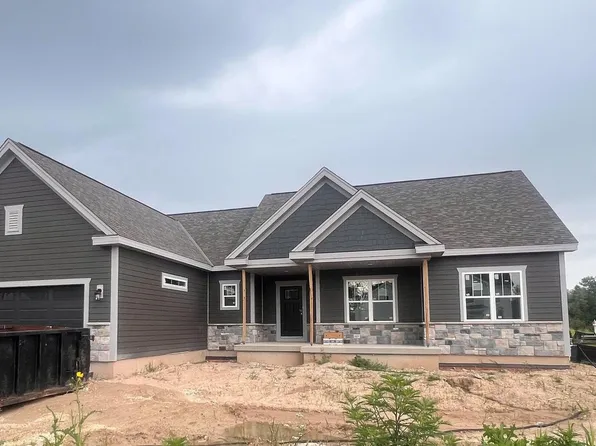 N116W6958 Cabot COURT, Cedarburg, WI 53012