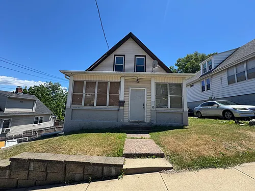 28 Terrace Ave #1F Photo 1