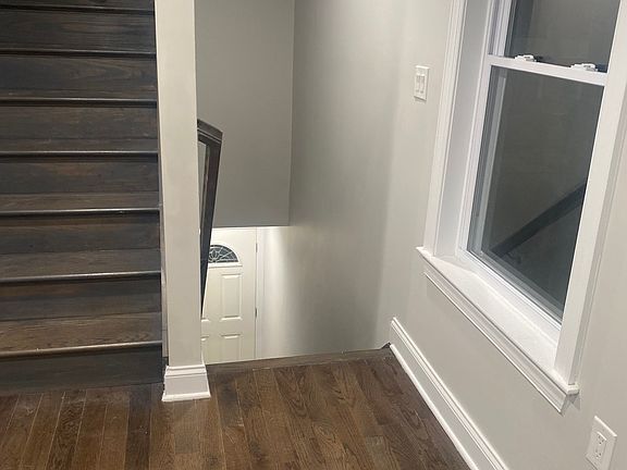 4th image of 31 Bedford St #2