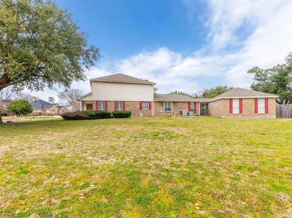 4920 Bellchase Dr, Beaumont, TX 77706