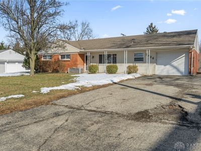 7036 Far Hills Ave, Centerville, OH, 45459
