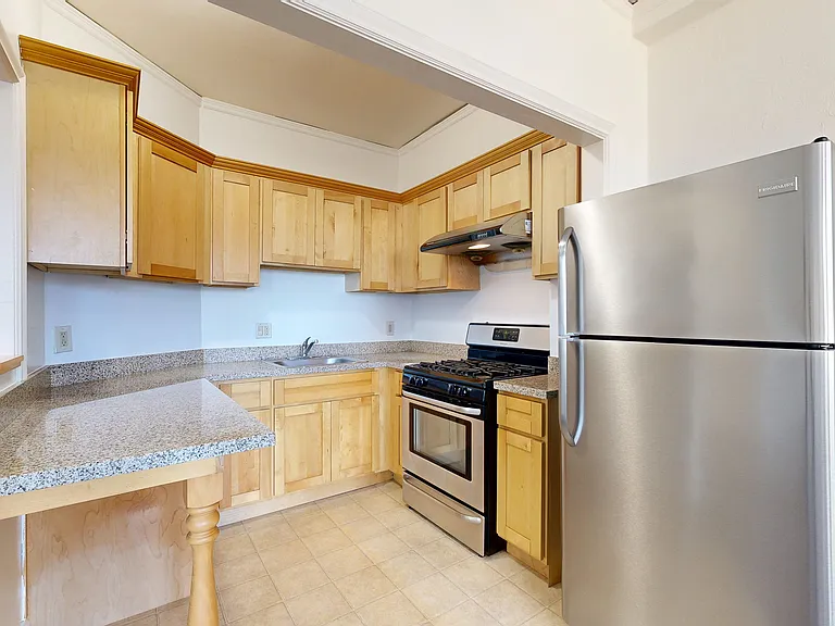 926 Fulton St #306 — Photo 3