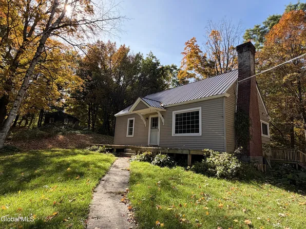 2044 Creek Road, Crown Point, NY 12928