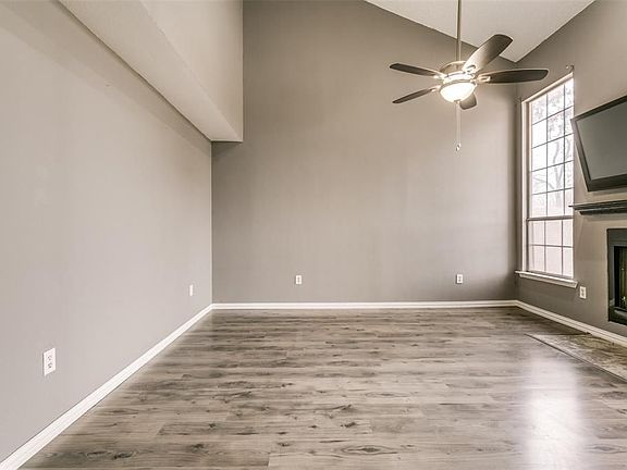 5th image of 13152 Woodbend Ln