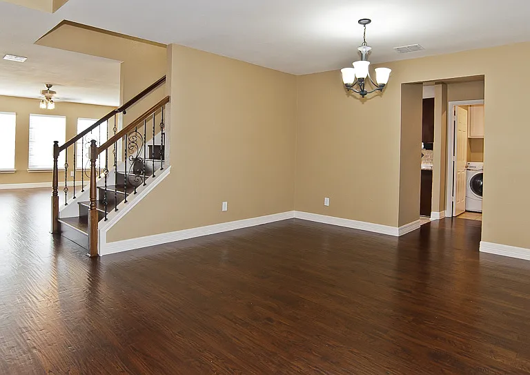 318 Kissimmee Dr — Photo 5
