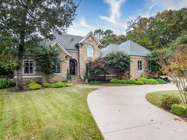 403 Hickory Creek Ct SE, Little Rock, AR 72212