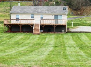 97 Hp McCoy Rd, Franklin, NC 28734